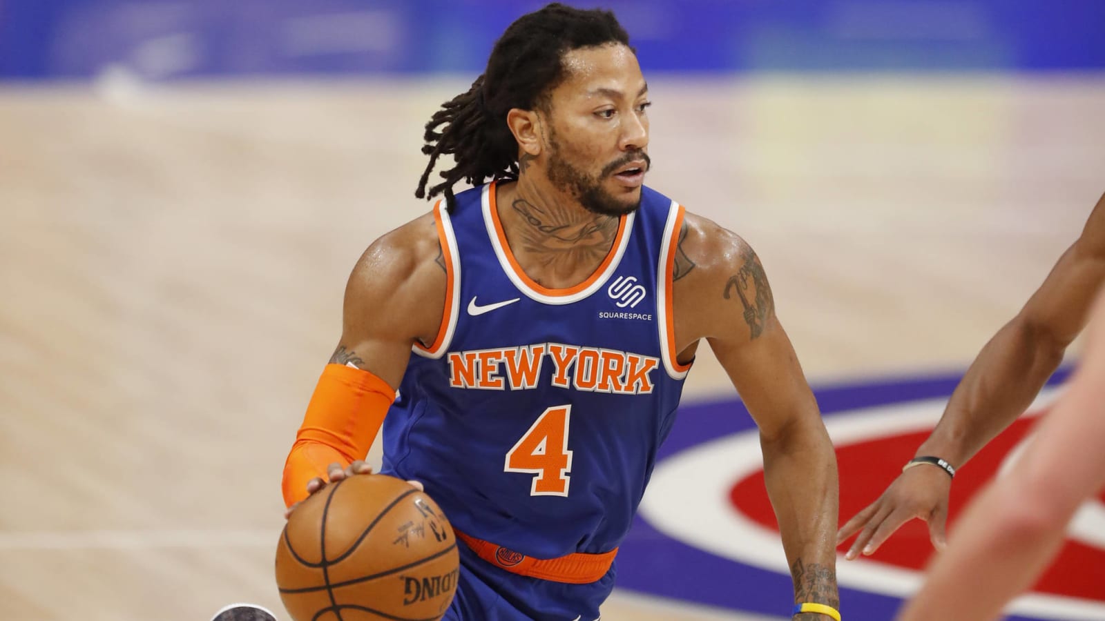 Derrick Rose rejoins Knicks after COVID-19 bout, not yet ready to play