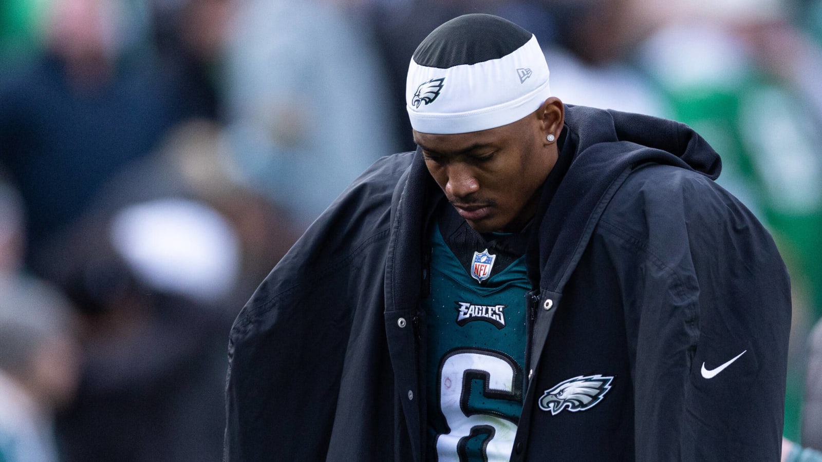 Eagles star WR suffers high ankle sprain