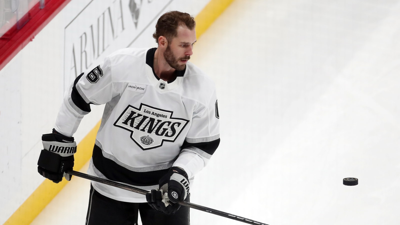 Top-Four Los Angeles Kings Defenseman Joel Edmundson Leaves Game After Scary Incident