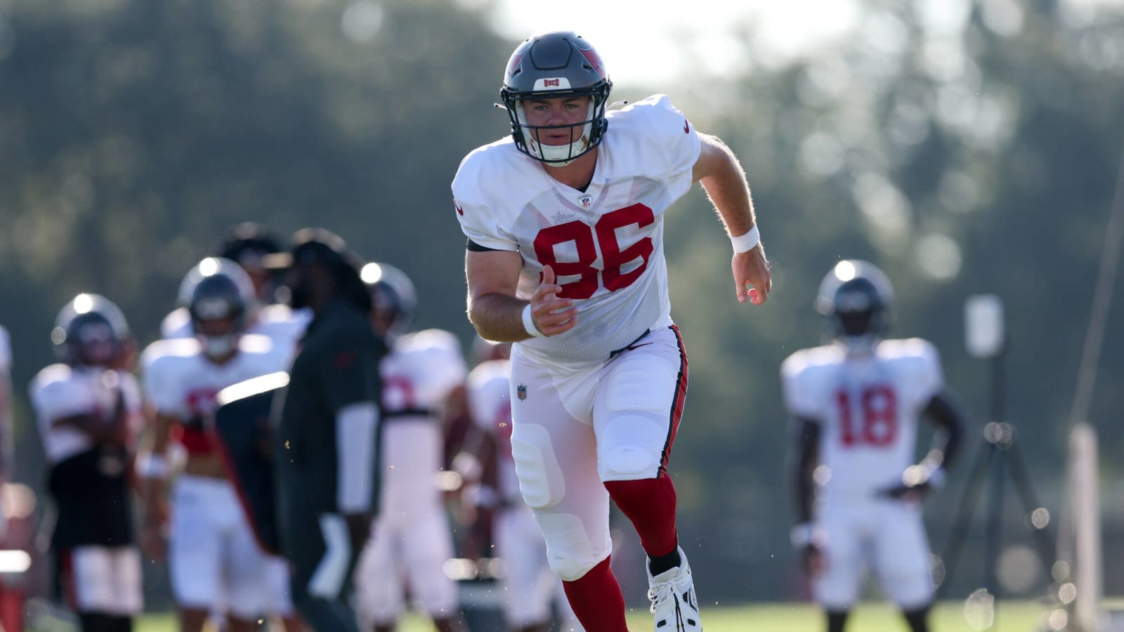 Buccaneers Sign Rookie Long-Snapper to Practice Squad