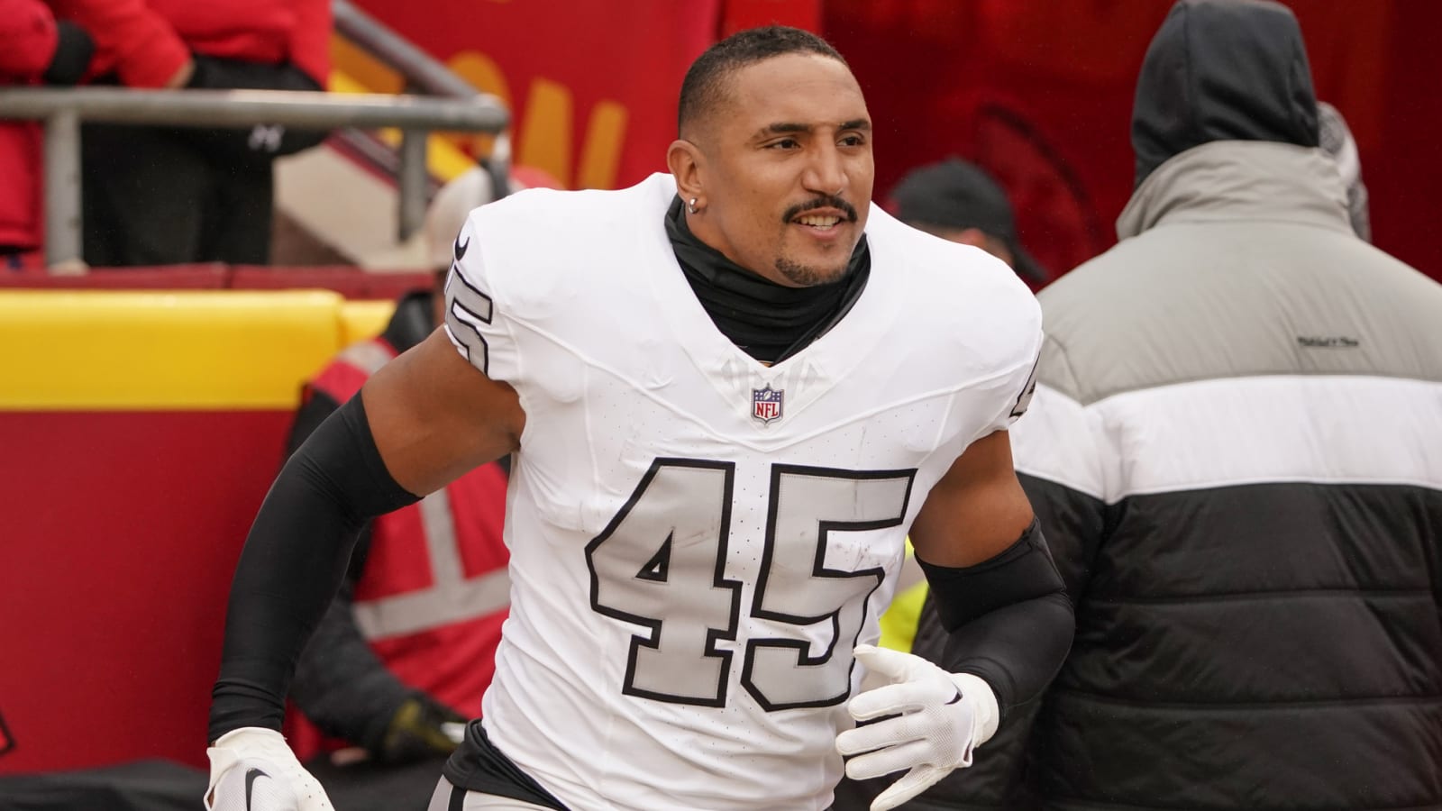 Giants Waive FB Jakob Johnson