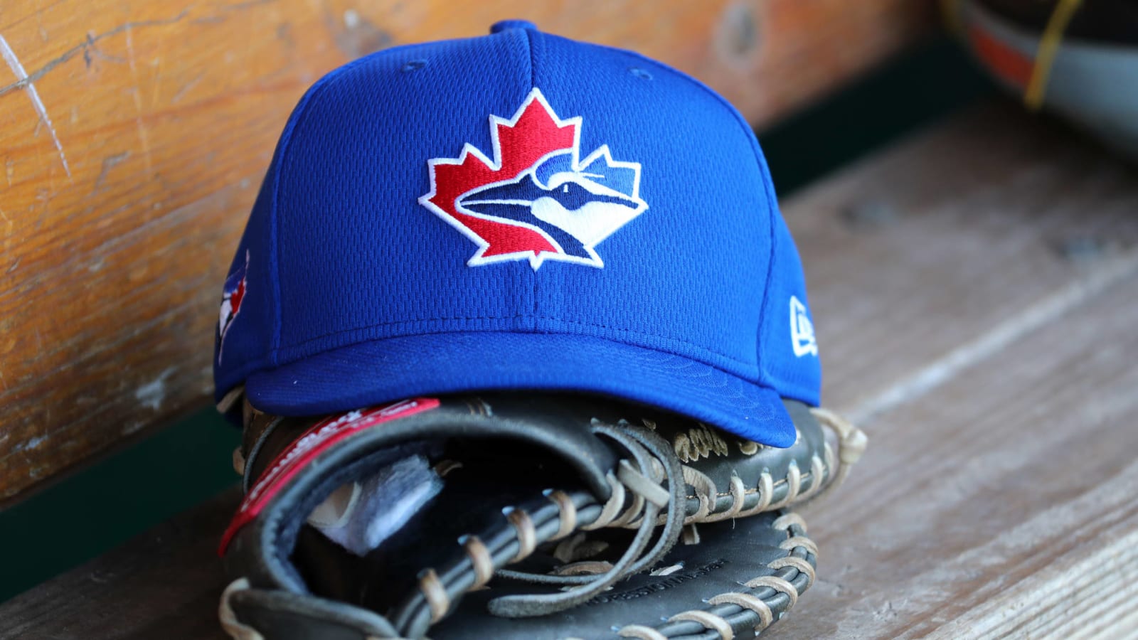 Blue Jays receive authorization to play in Toronto