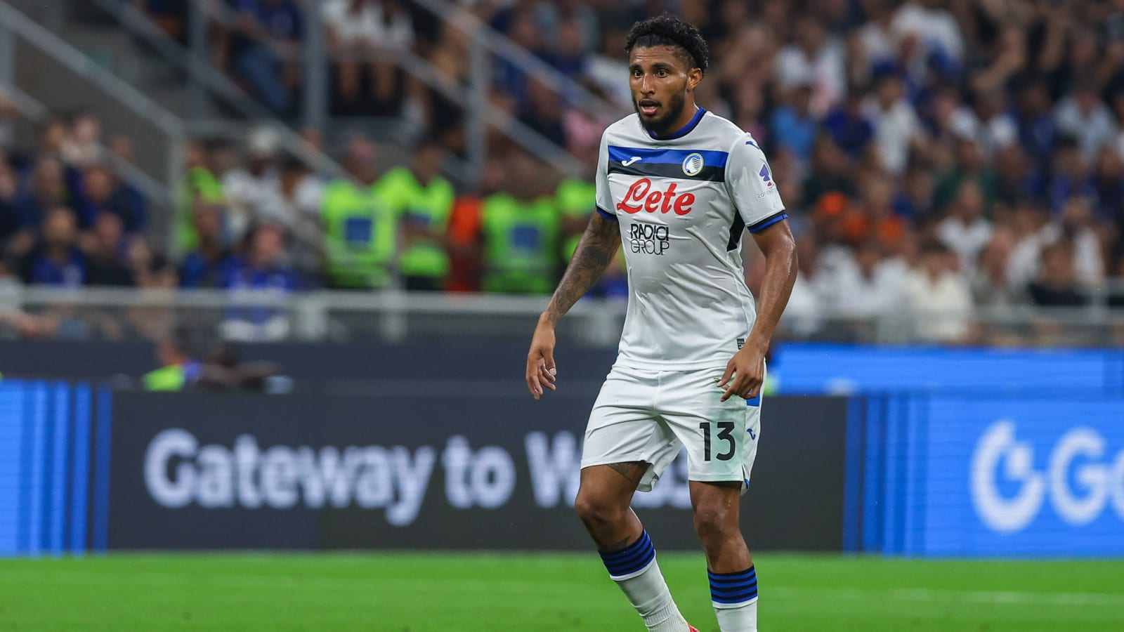 Man United join Barcelona in the race to sign 25-year-old South American