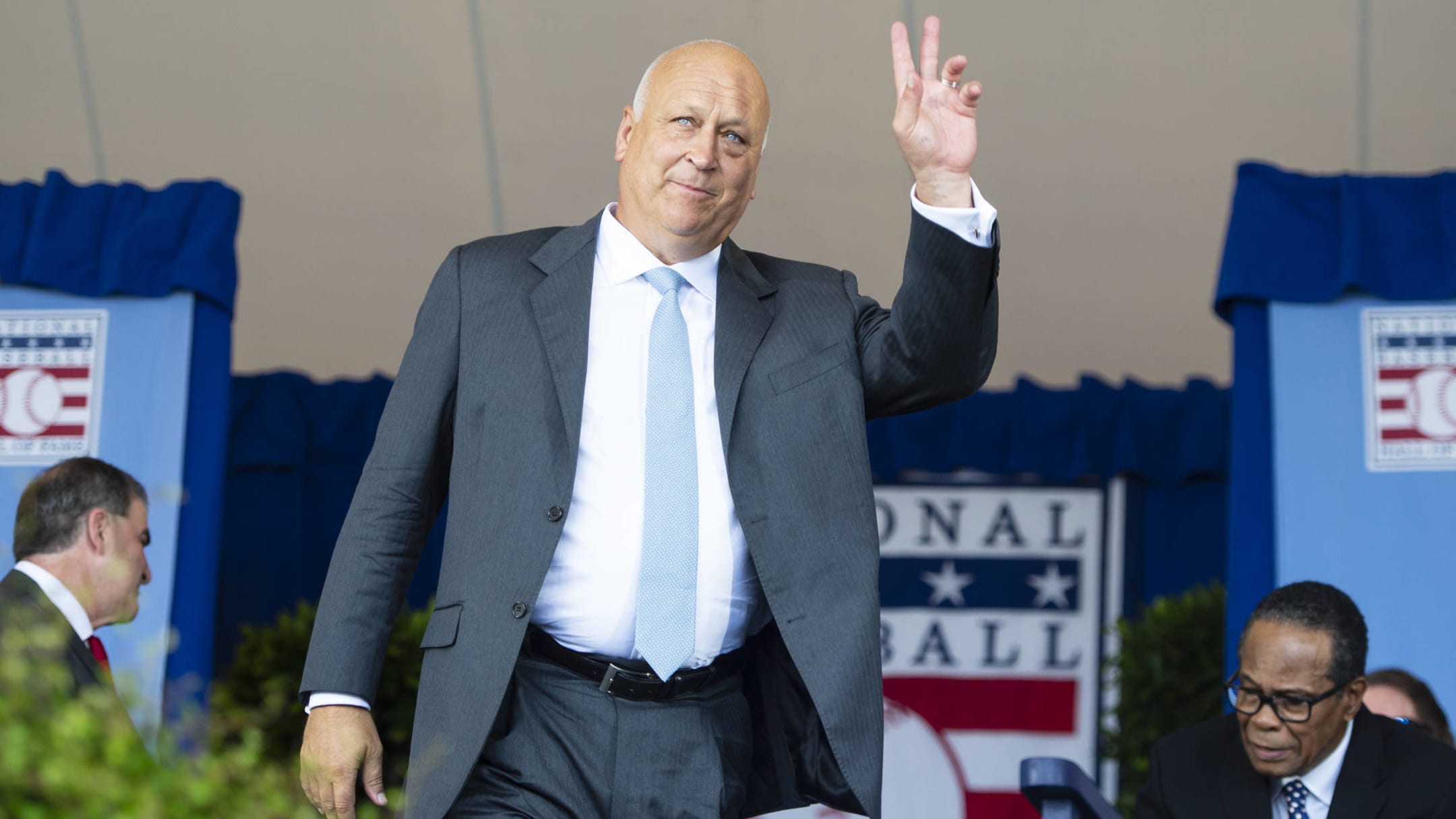 Cal Ripken Jr.'s floating head makes cameo in wife's confirmation