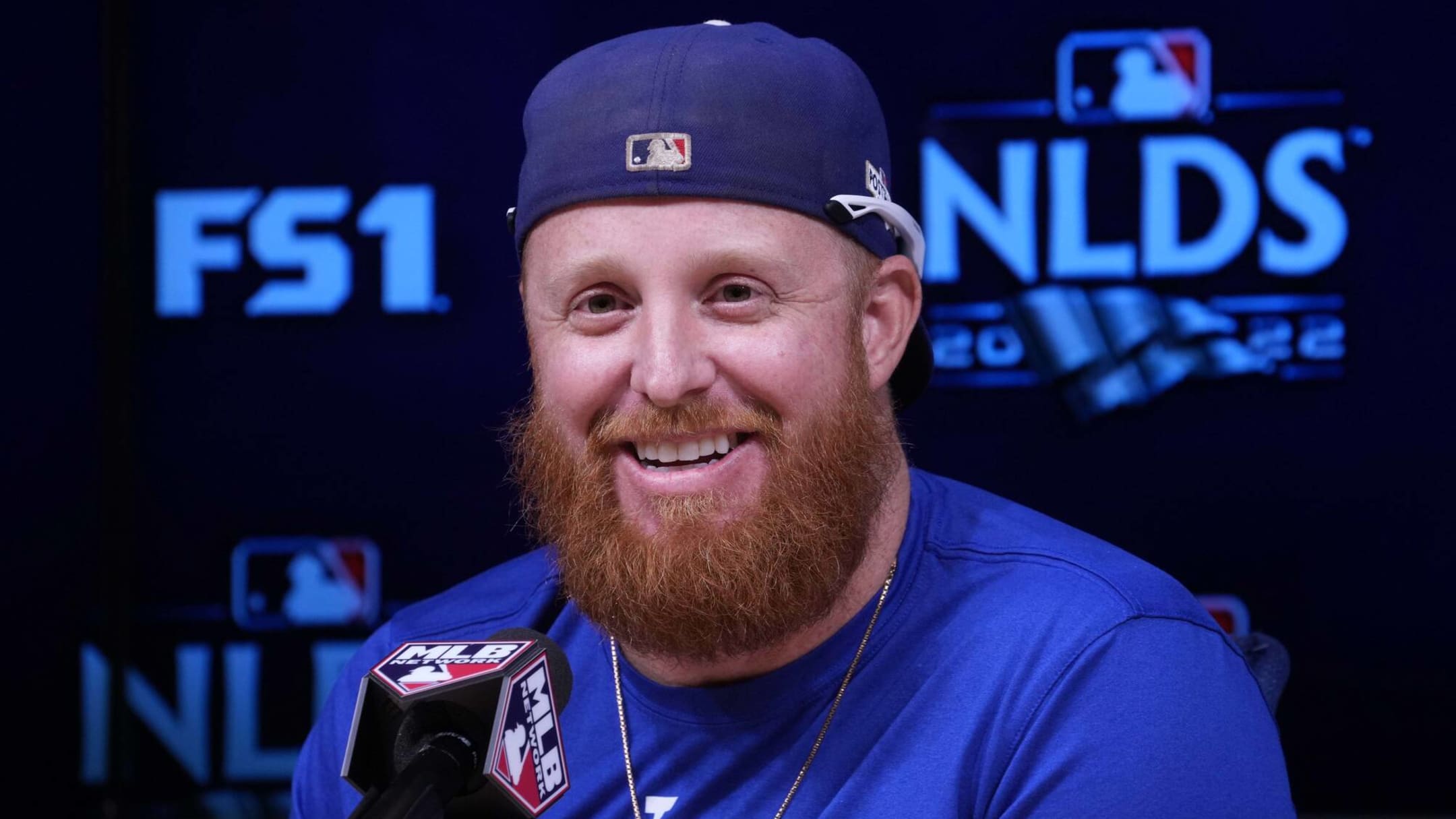 Dodgers stance on Justin Turner after landing J.D. Martinez