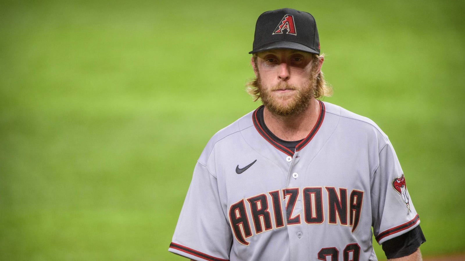 Diamondbacks' Merrill Kelly to undergo thoracic outlet surgery