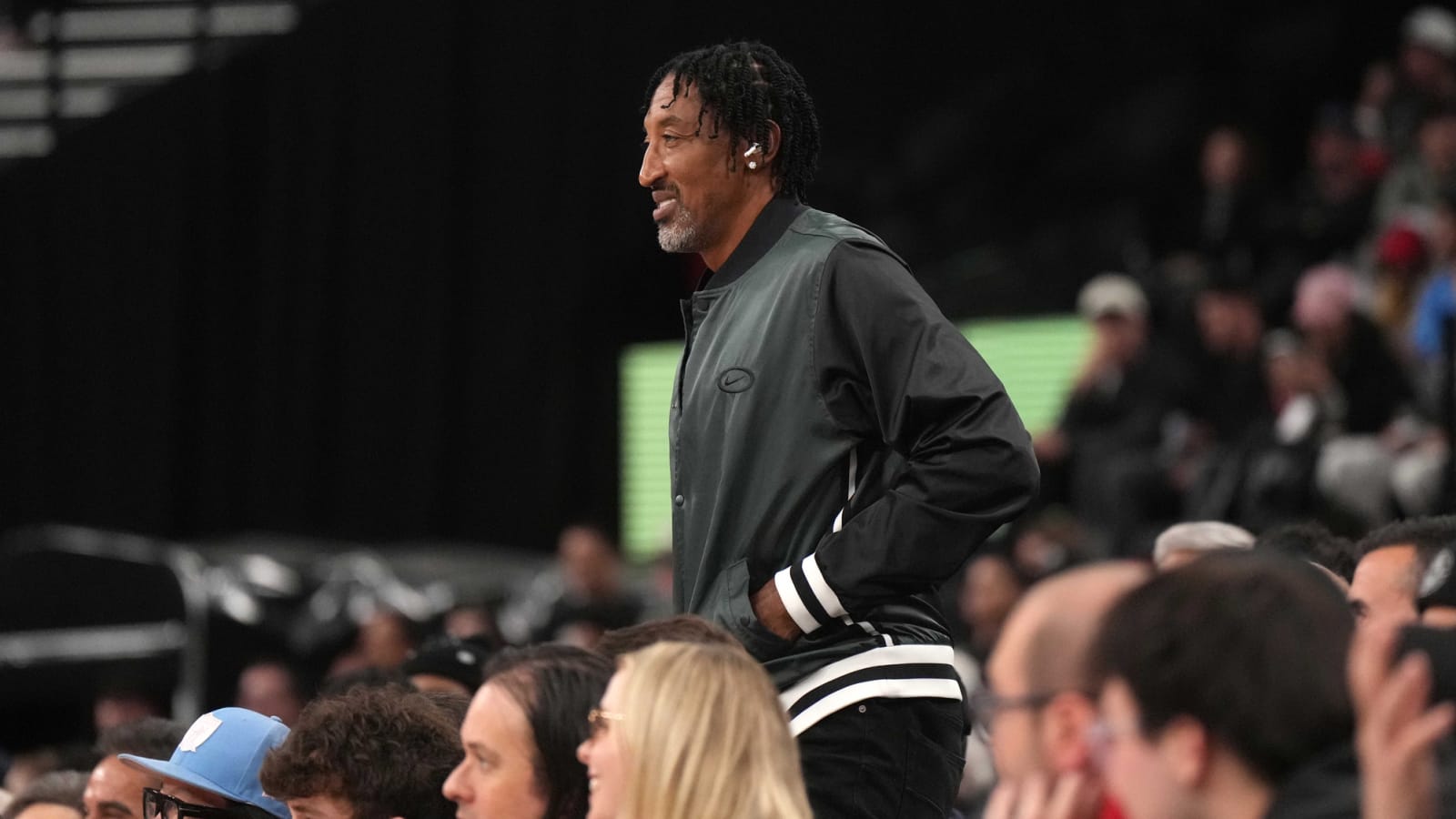 michael jordan scottie pippen phil jackson