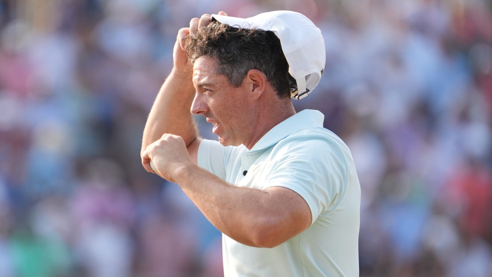 Rory McIlroy declined interview after botching U.S. Open