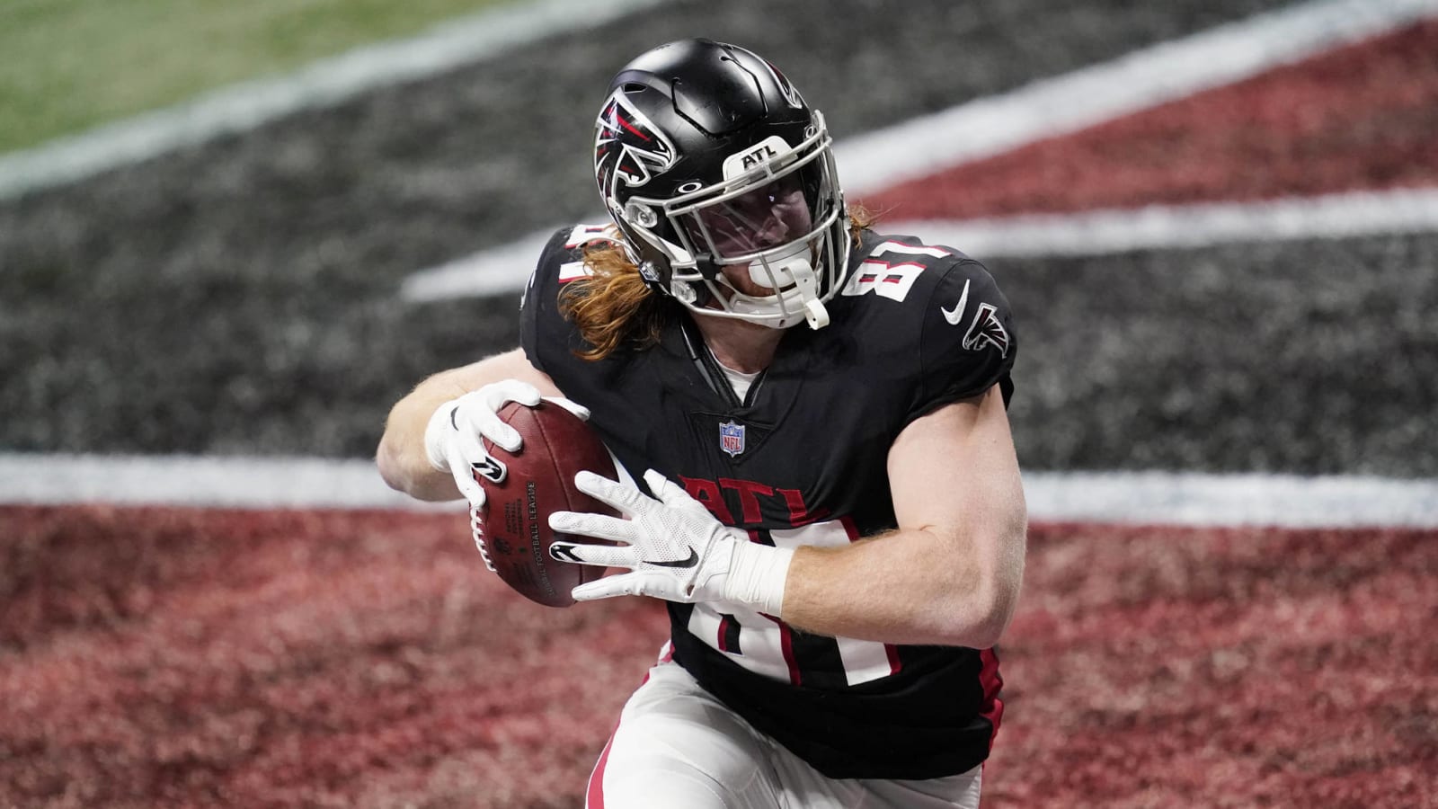 Falcons to decline TE Hayden Hurst's option