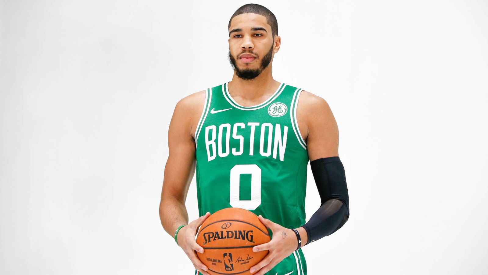 Celtics pick up 2020-21 options on Jayson Tatum, Robert Williams