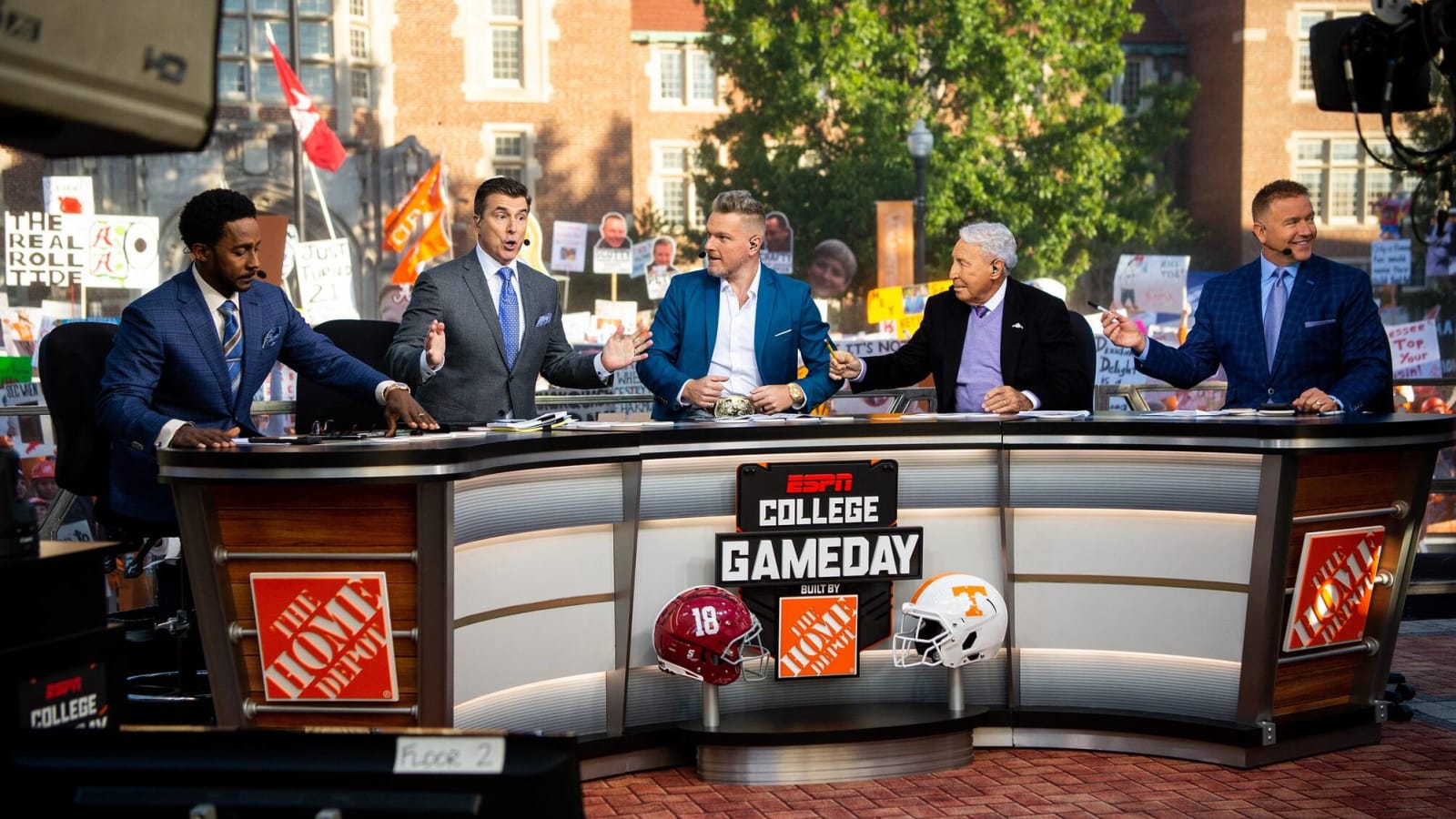 ESPN's 'College GameDay' announces location for Week 1