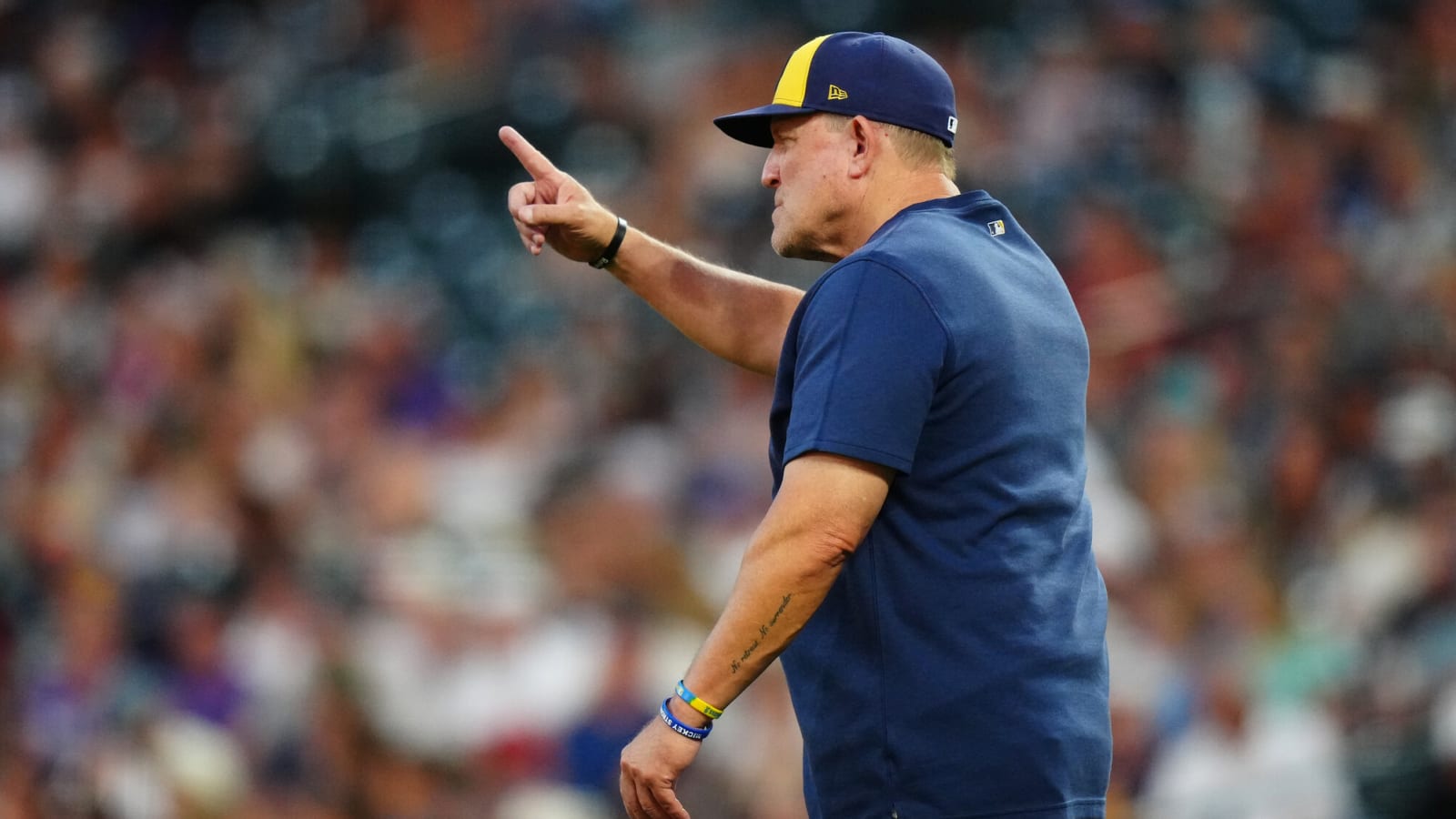 Brewers seeking bat which would balance out lineup