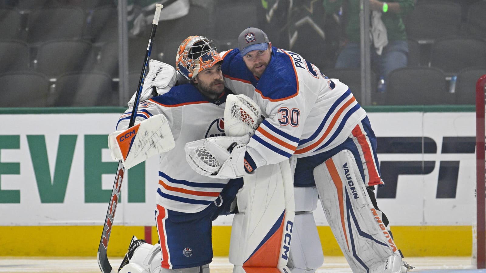 McDavid Scores, Oilers Win Game 1 in Double Overtime