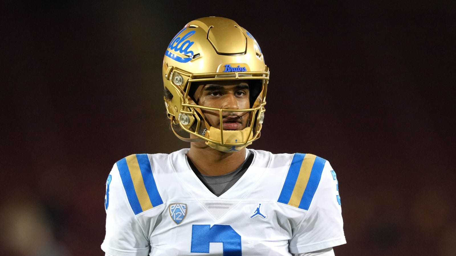  Oregon Ducks Land Top Quarterback From Transfer Portal
