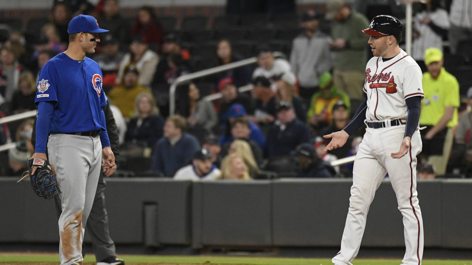 Anthony Rizzo had hilarious pickle rundown with Freddie Freeman