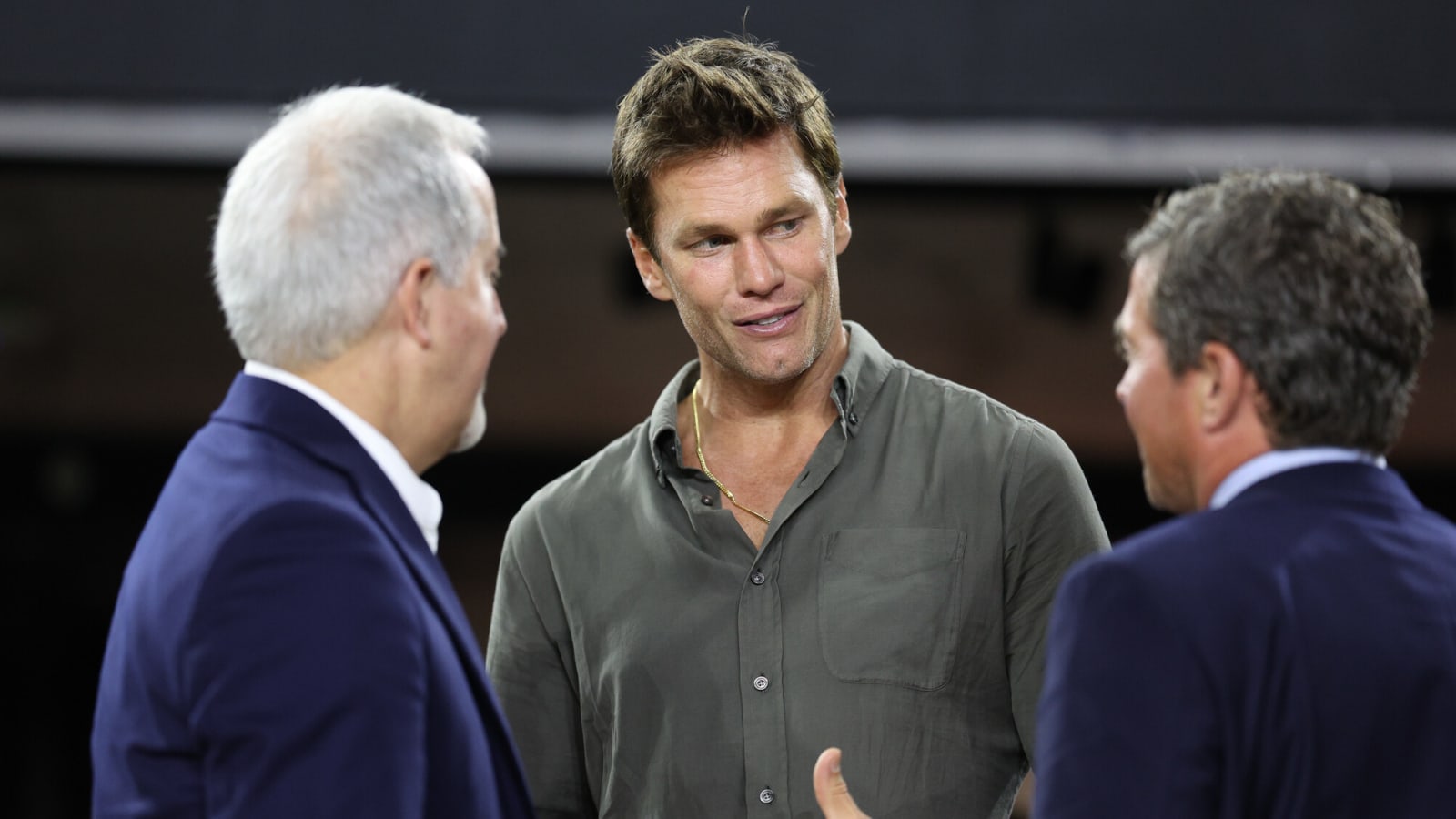 Media legend praises broadcasting debut of Tom Brady