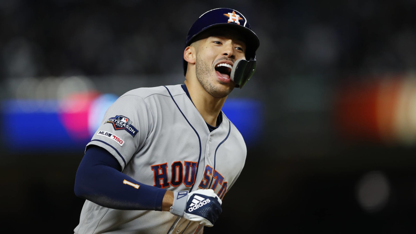 Astros' Carlos Correa rips Cody Bellinger, defends Jose Altuve from cheating claims