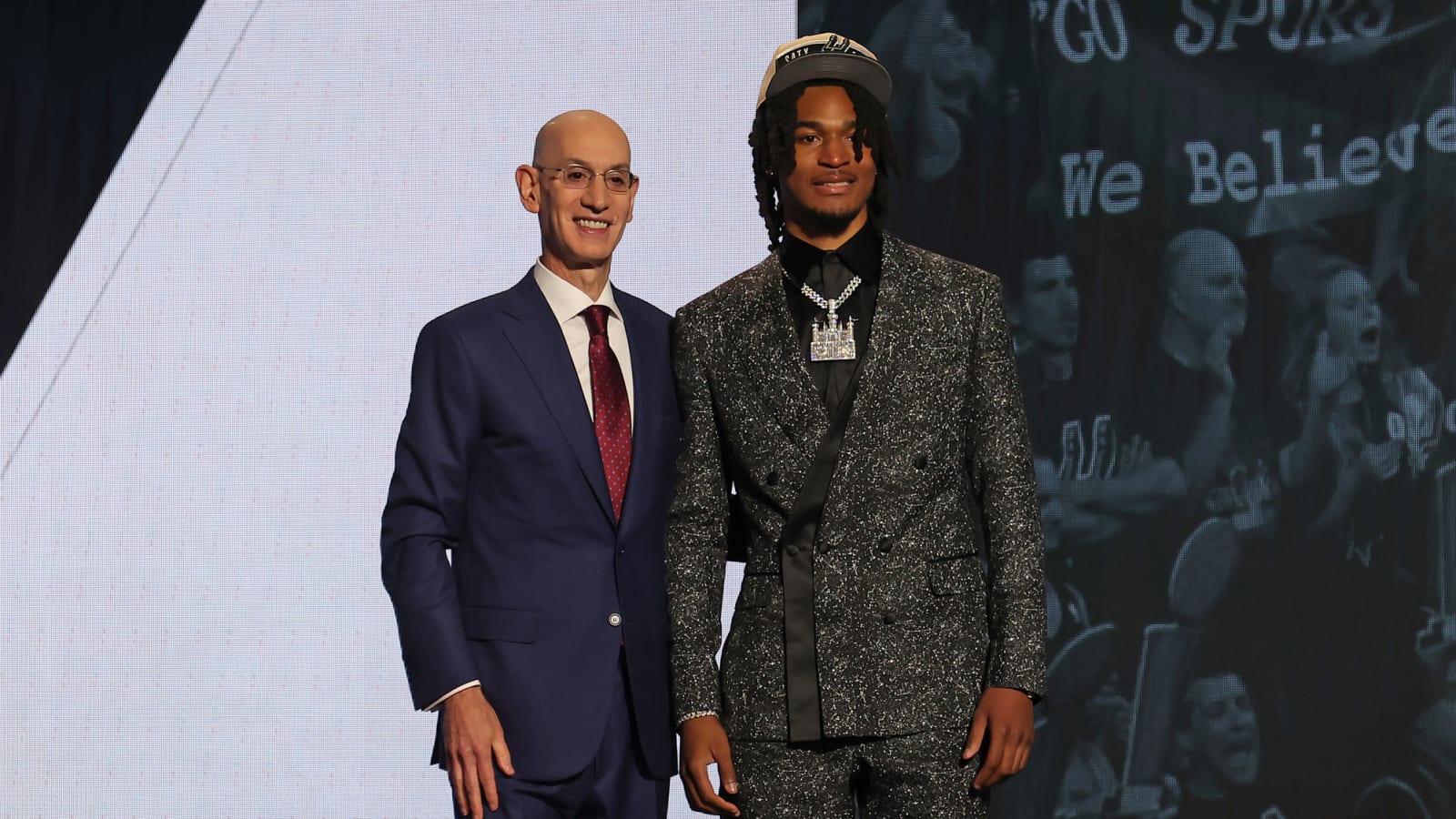 Spurs Trade No. 8 Pick To Timberwolves Wolves Draft Rob Dillingham