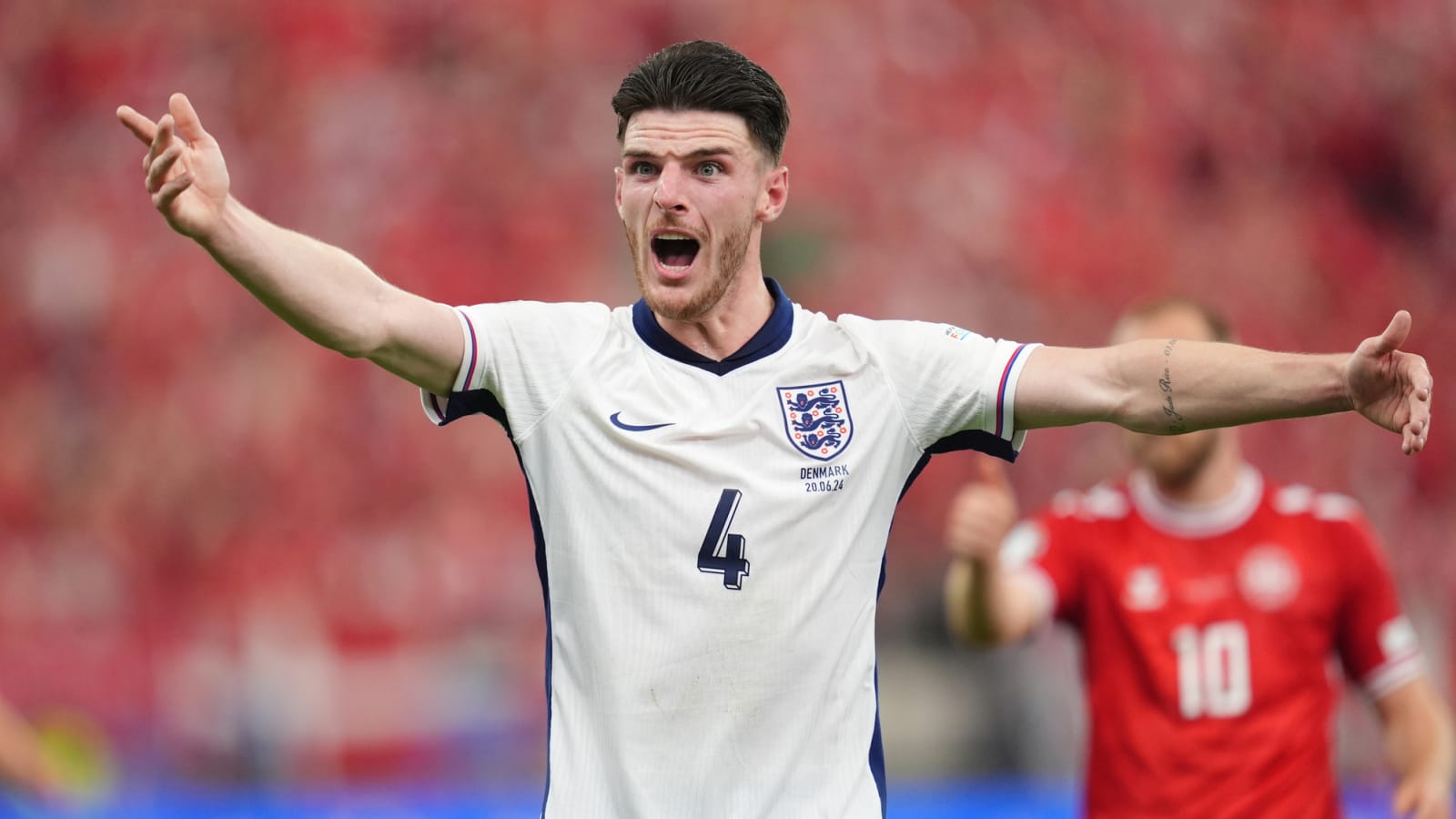 Pundit compares Declan Rice unfavourably to Toni Kroos and Rodri