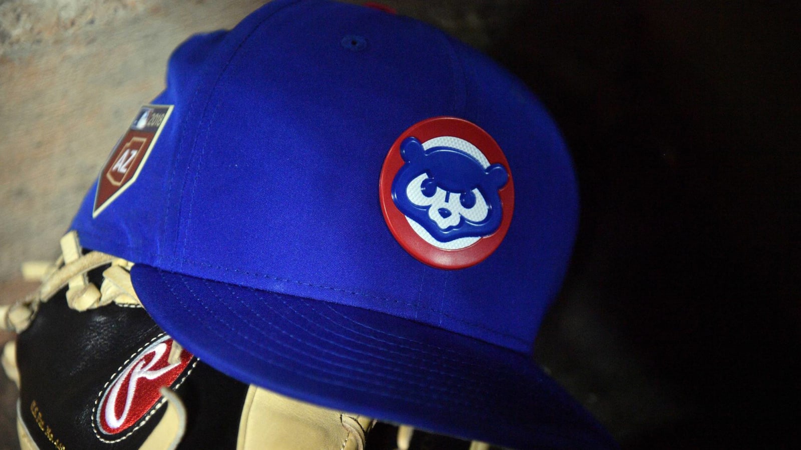 Cubs fans built huge beer cup snake at Wrigley Field Yardbarker