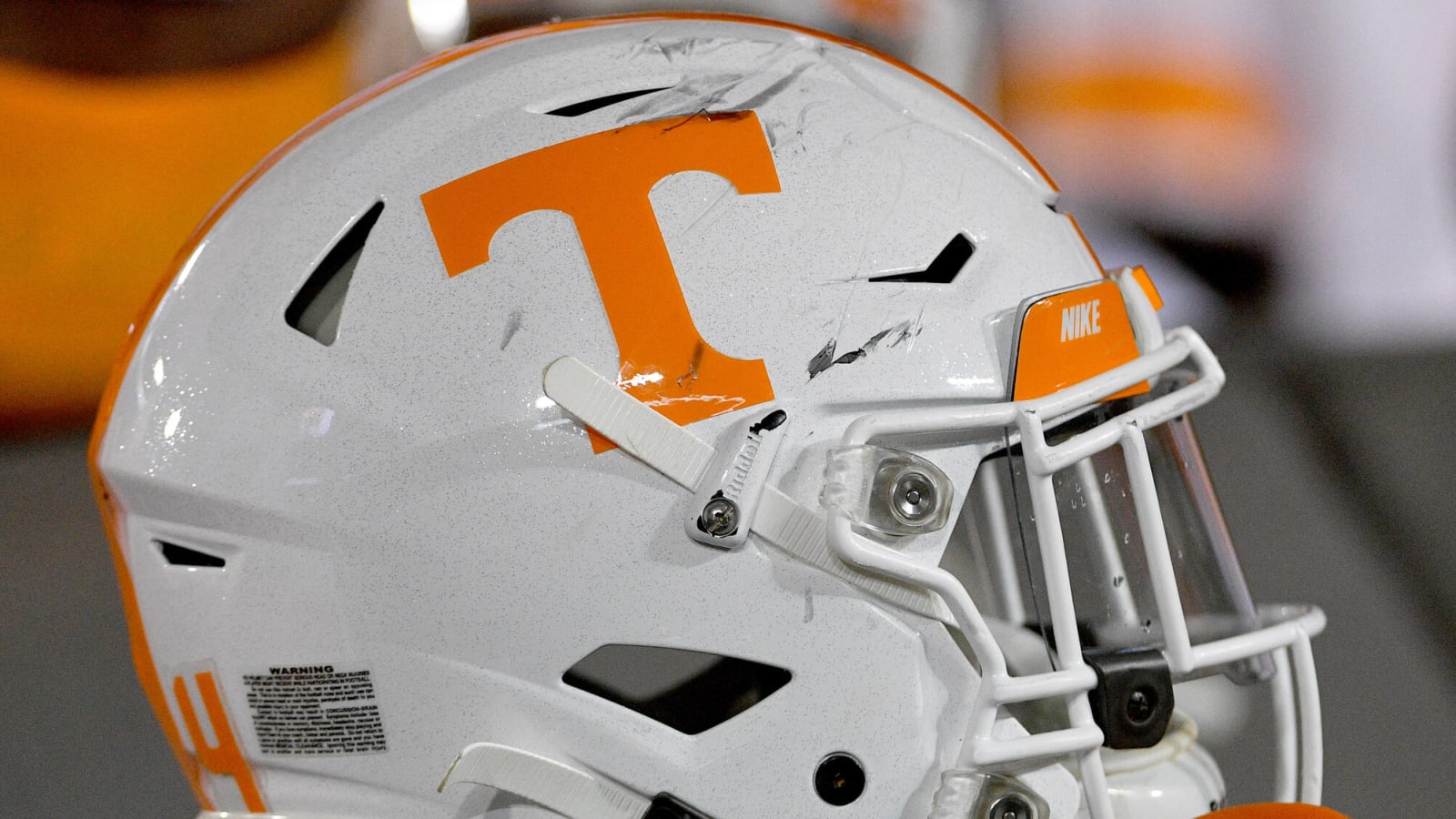 Tennessee has freshman QB 'ready to play' behind starter