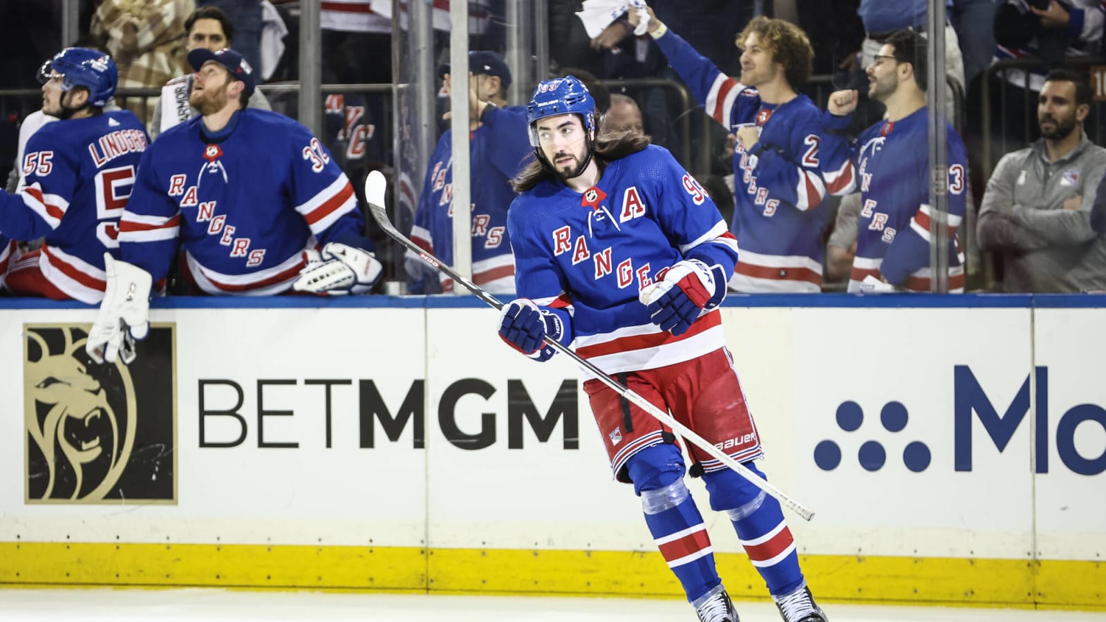 Zibanejad Shines in Rangers’ 4-3 Game 1 Win vs. Hurricanes