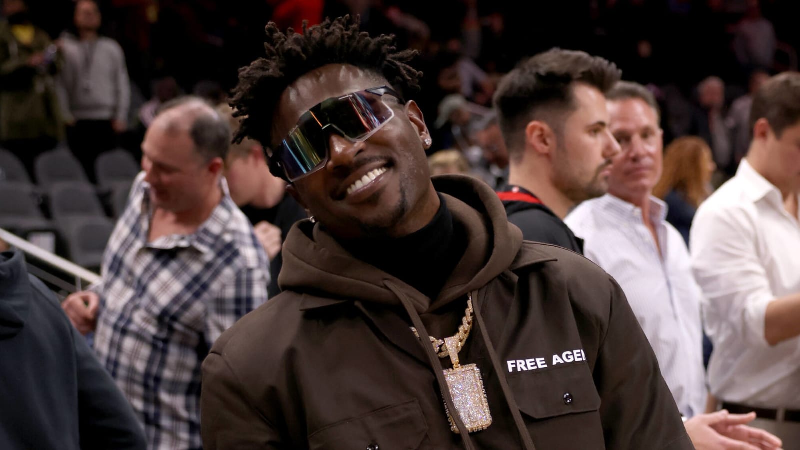 Antonio Brown reacts to NFL warning Bruce Arians for his actions during brawl