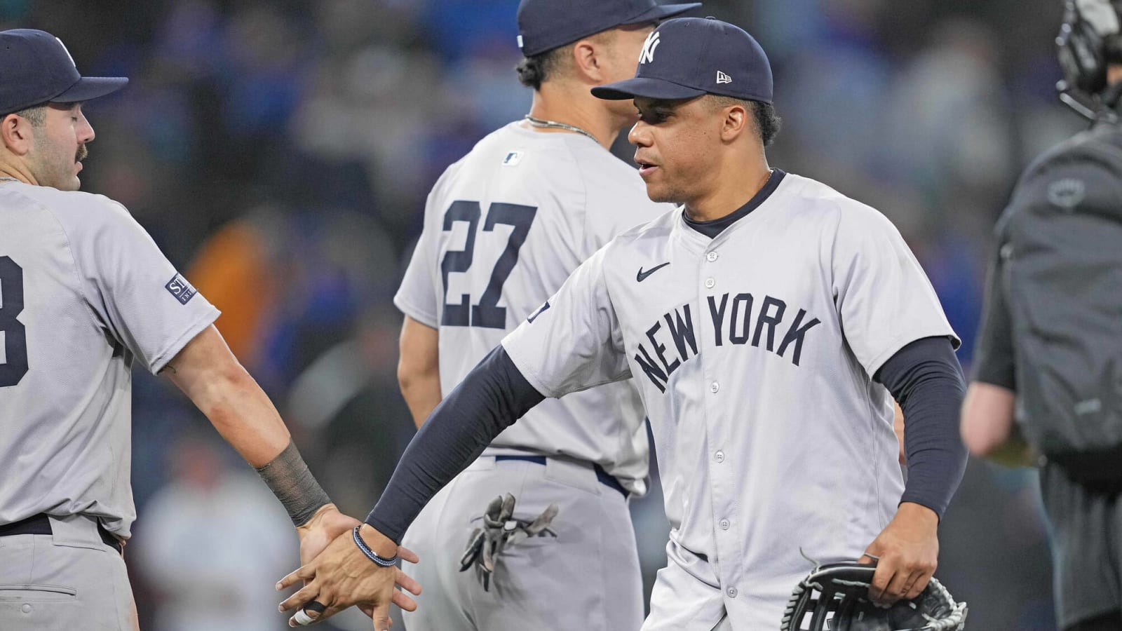 Yankees make a stunning comeback to steal a 6-4 win in Toronto