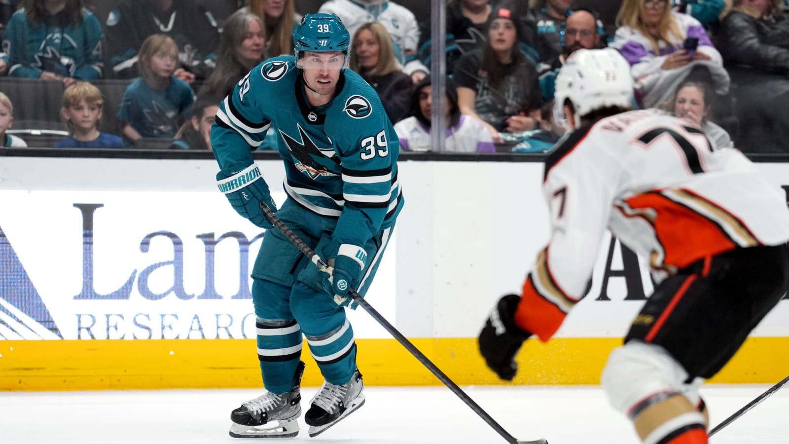 Sharks Beat Ducks 5-3 in Couture’s Return