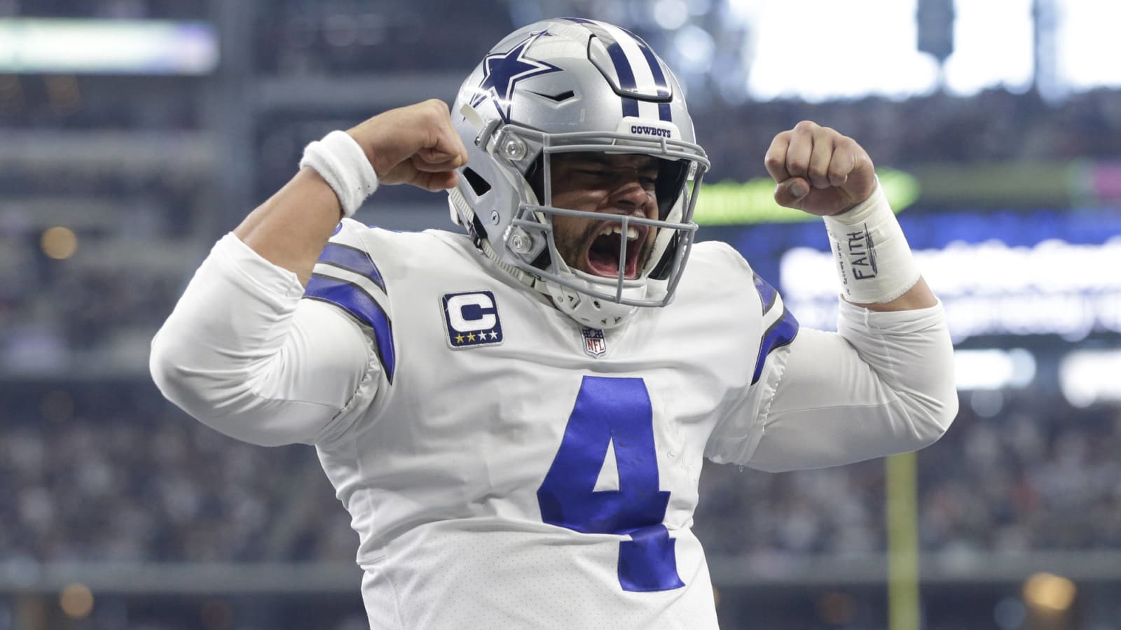 Why QB Dak Prescott should stick to his guns in contract dispute with Cowboys