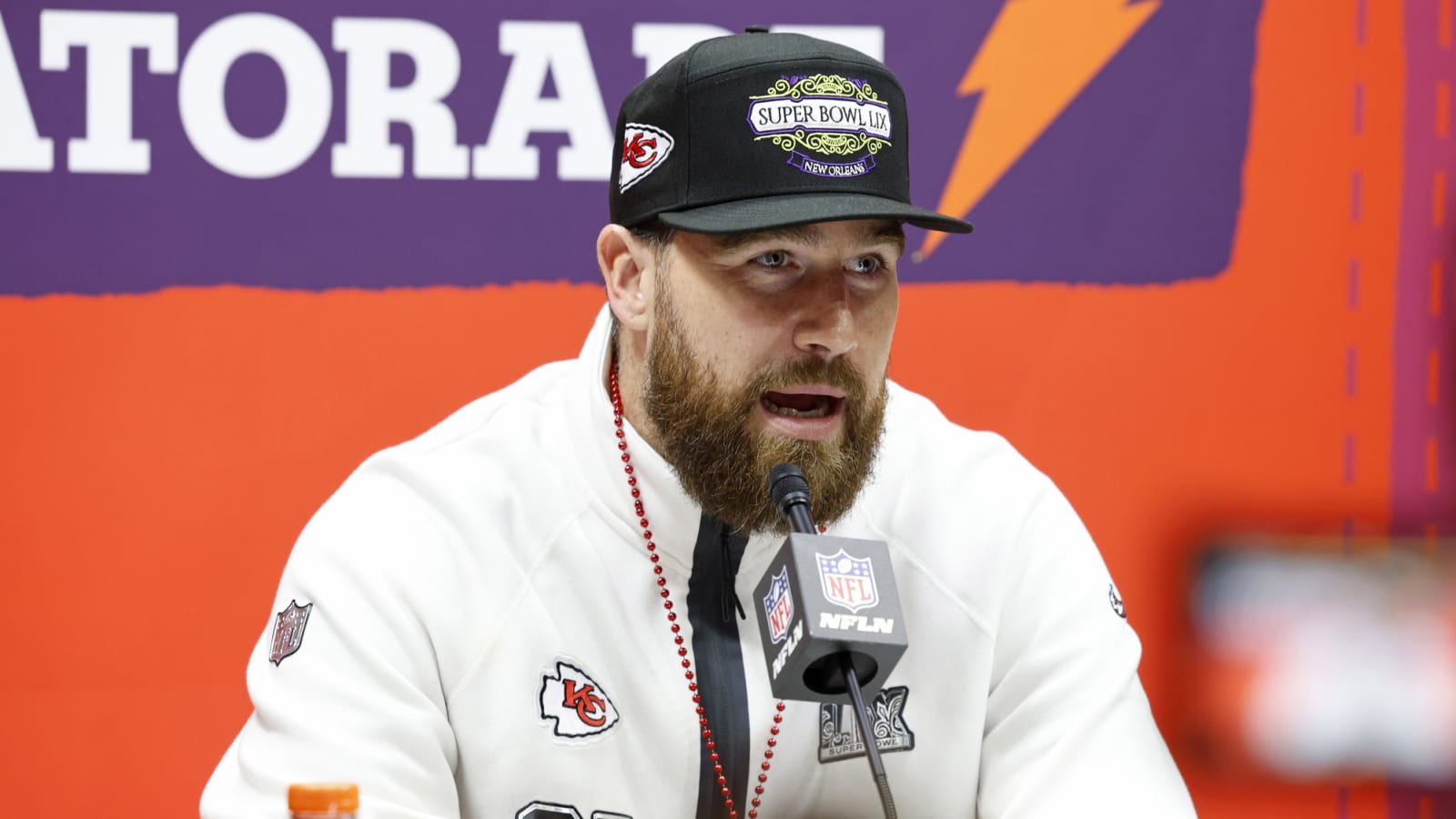 Chiefs reportedly give Kelce ultimatum for retirement decision