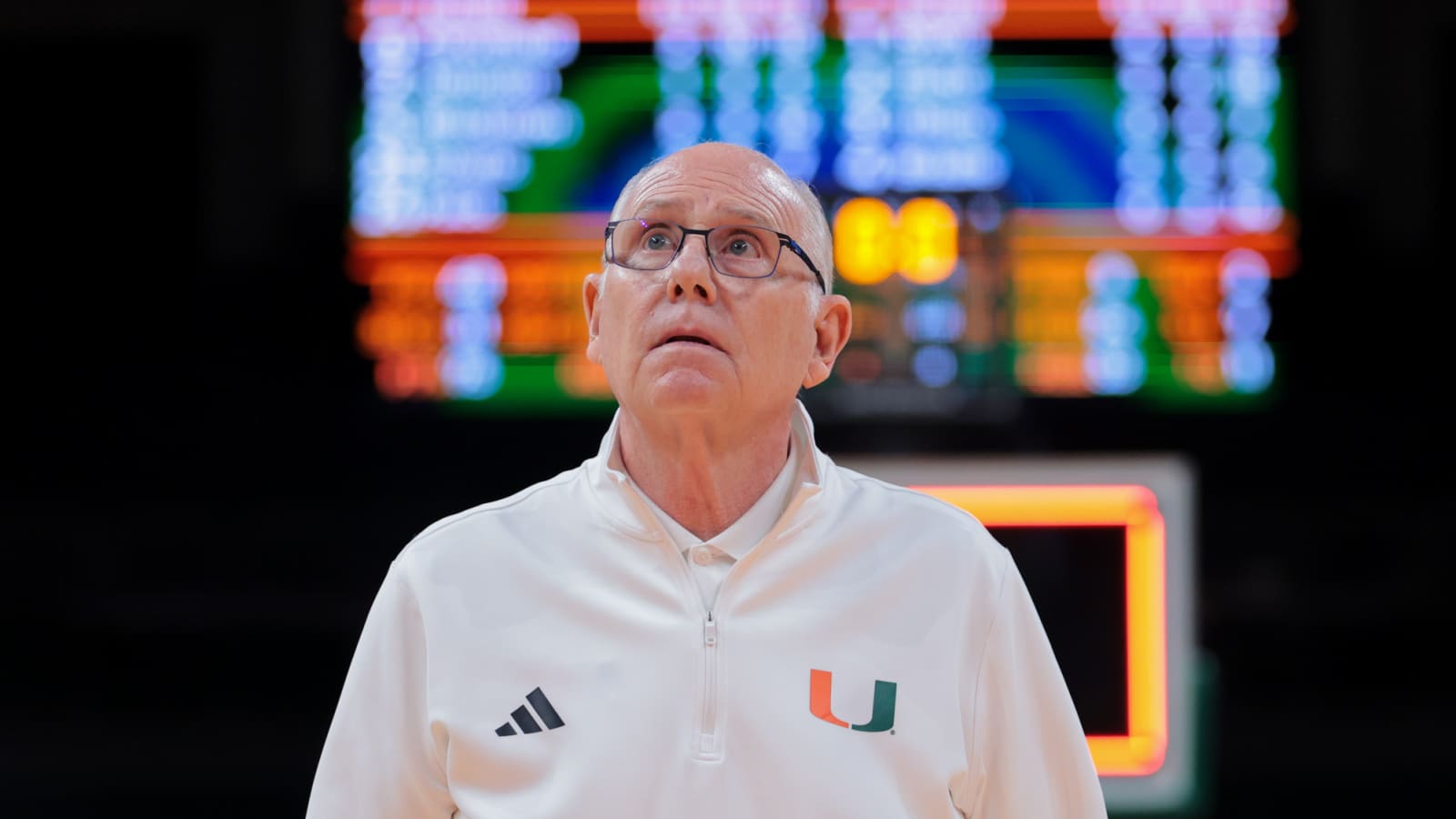 Legendary college basketball coach reportedly stepping down