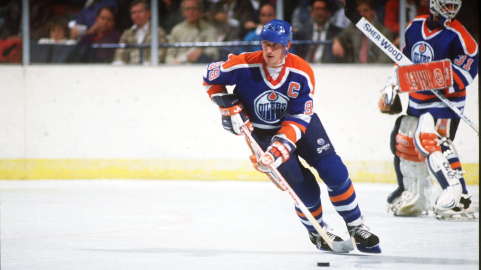 Nelson Skalbania tried to get Wayne Gretzky traded to Vancouver