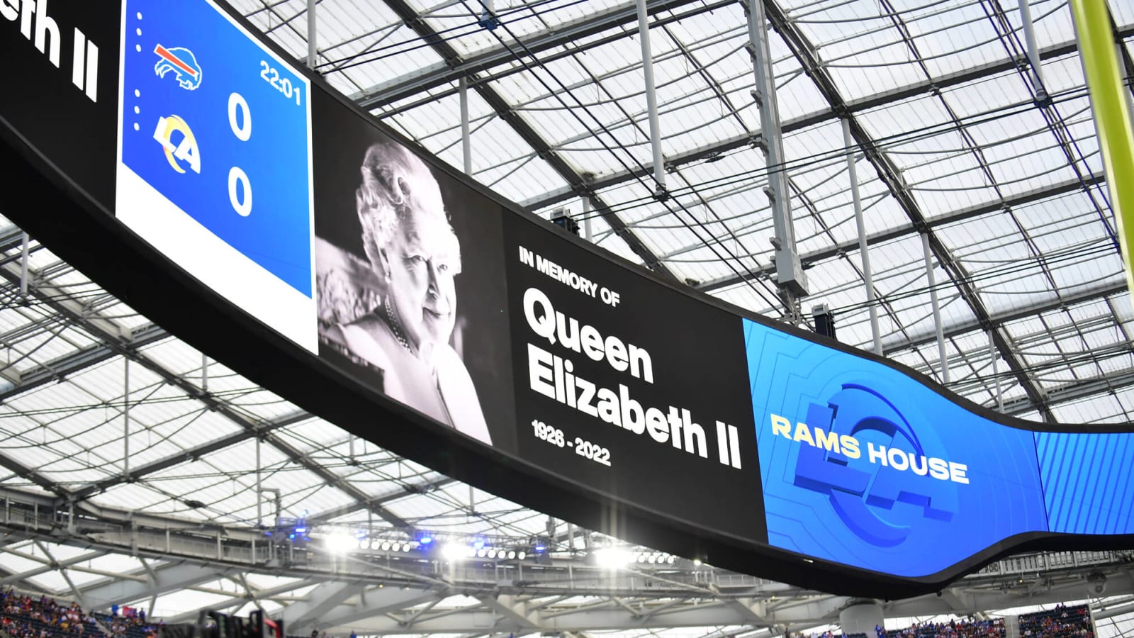 Rams failed to pull off awkward transition between moment of silence for Queen Elizabeth II and season-opening hype