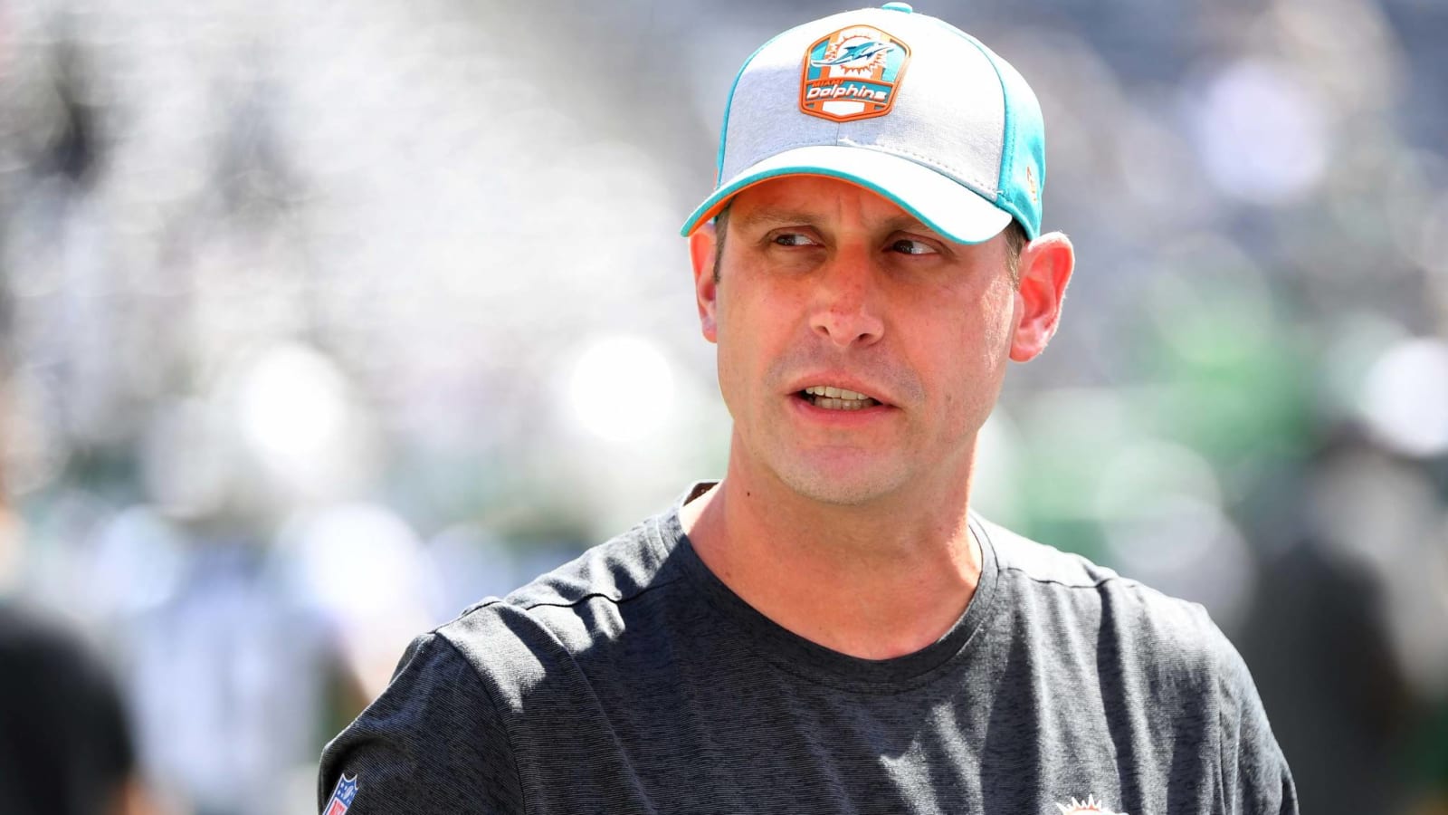 Adam Gase gets meme treatment for odd facial expressions