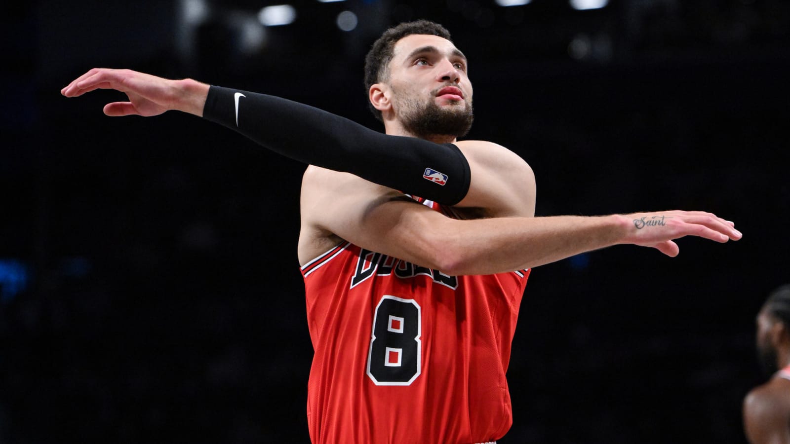 Cap expert proposes trade to finally end Bulls' LaVine saga
