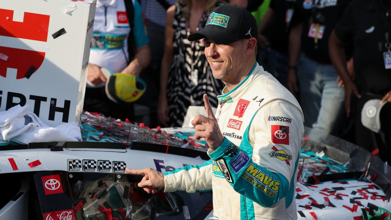 Denny Hamlin claims he got the 'best pit crew and best crew chief' after Dover triumph