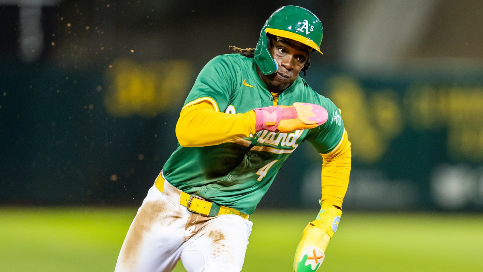 A's agree to seven-year extension with effective RF