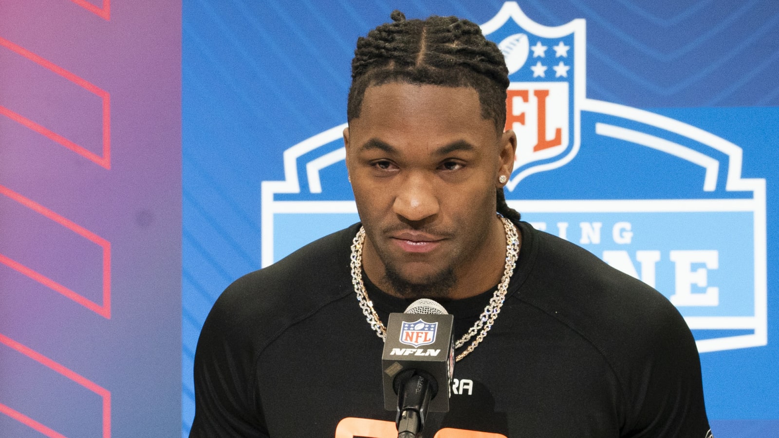 3 Cowboys Receiver Prospects’ Major Differences
