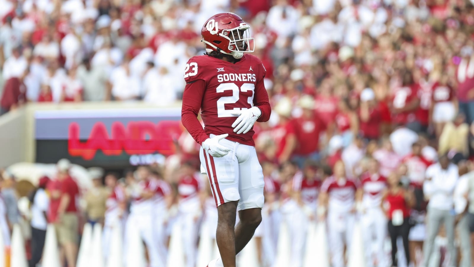 49ers Signing LB DaShaun White