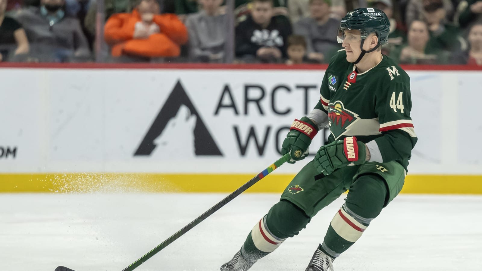 Oilers Reclaim Travis Dermott to Add Depth on Defense