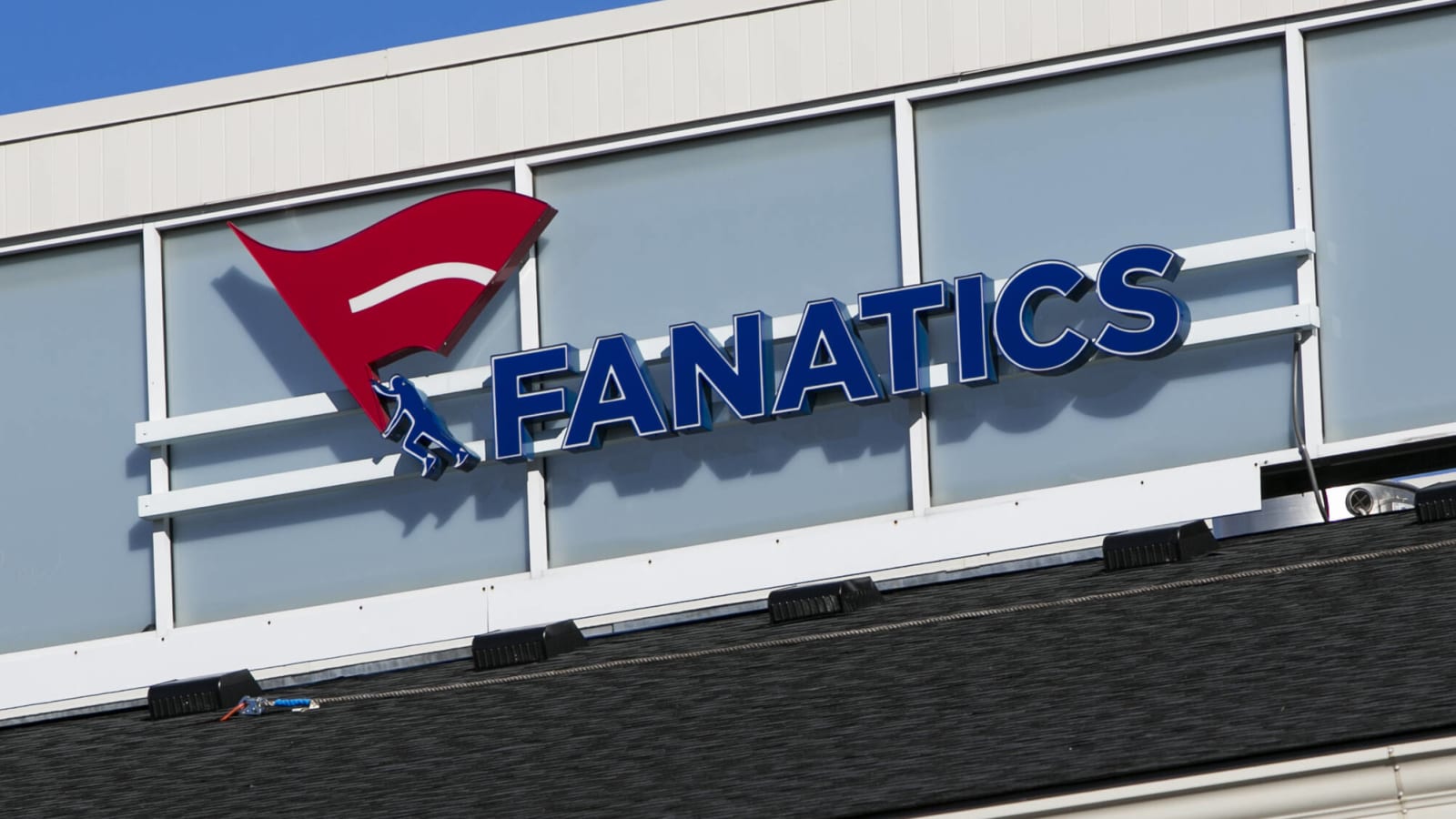 Fanatics CEO deflects blame over MLB uniform fiasco