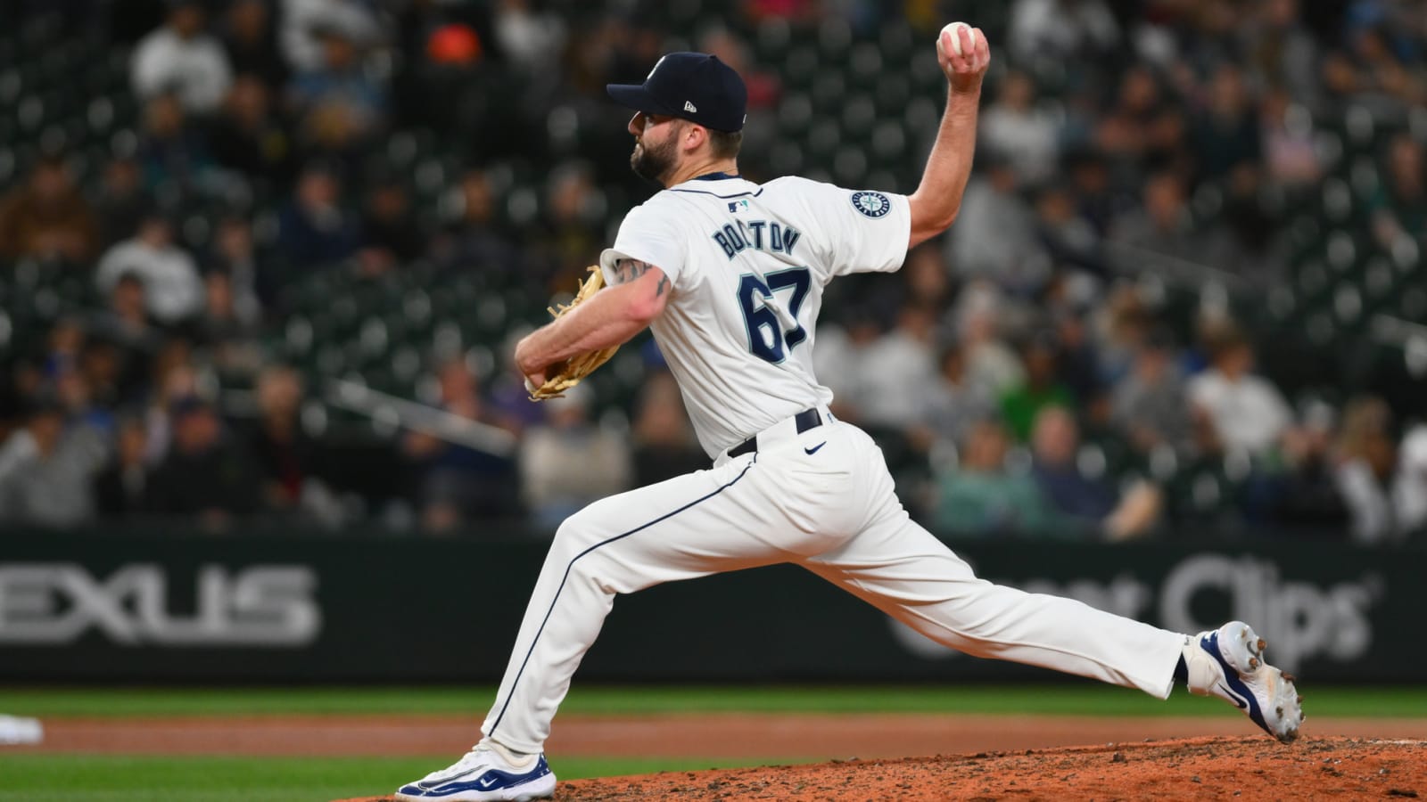 Guardians acquire Cody Bolton