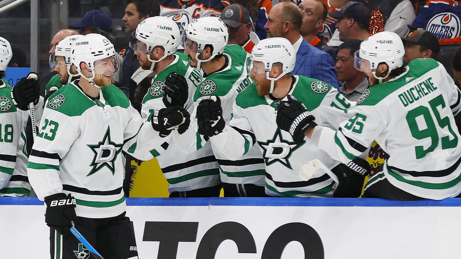 Watch: Stars use eye-catching AI tracker in Game 4. vs the Oilers
