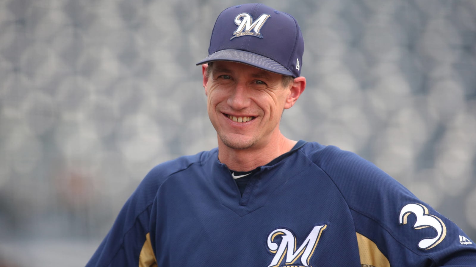 Brewers manager surprises players with family Zoom call at Miller Park