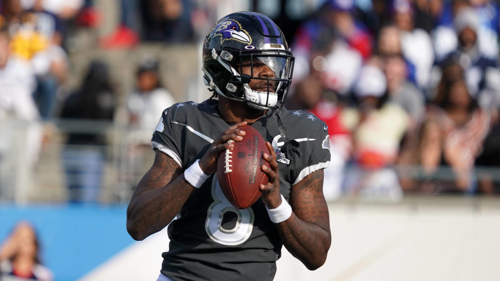 Lamar Jackson still hoping Ravens sign Antonio Brown