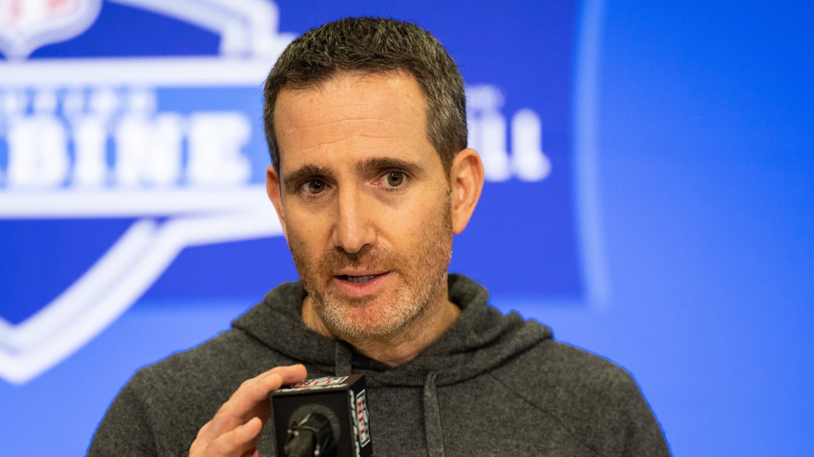 Eagles Howie Roseman Has Contract Decisions Looming  On Key Defensive Veterans