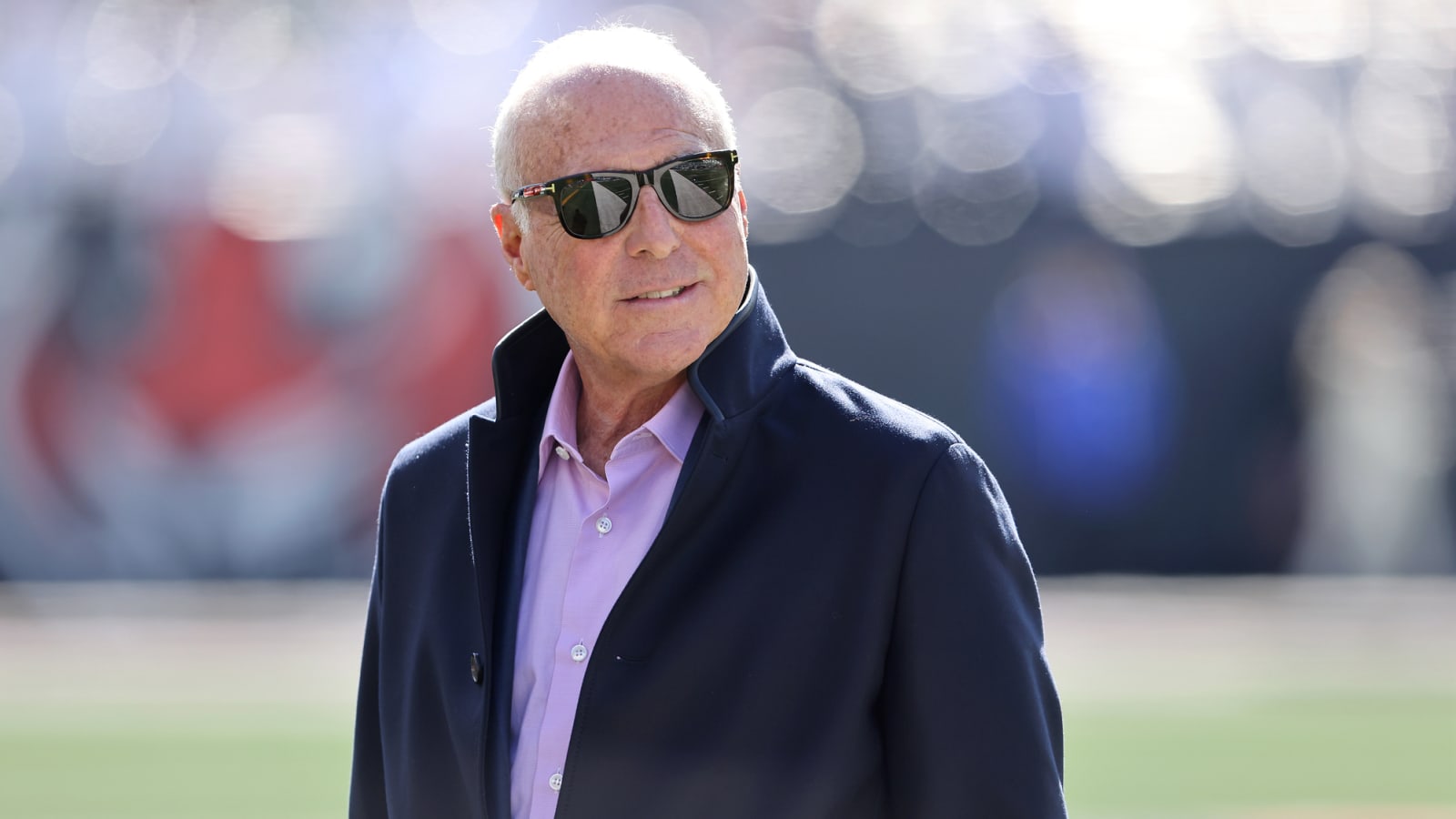 Jeffrey Lurie denies interest in buying Celtics