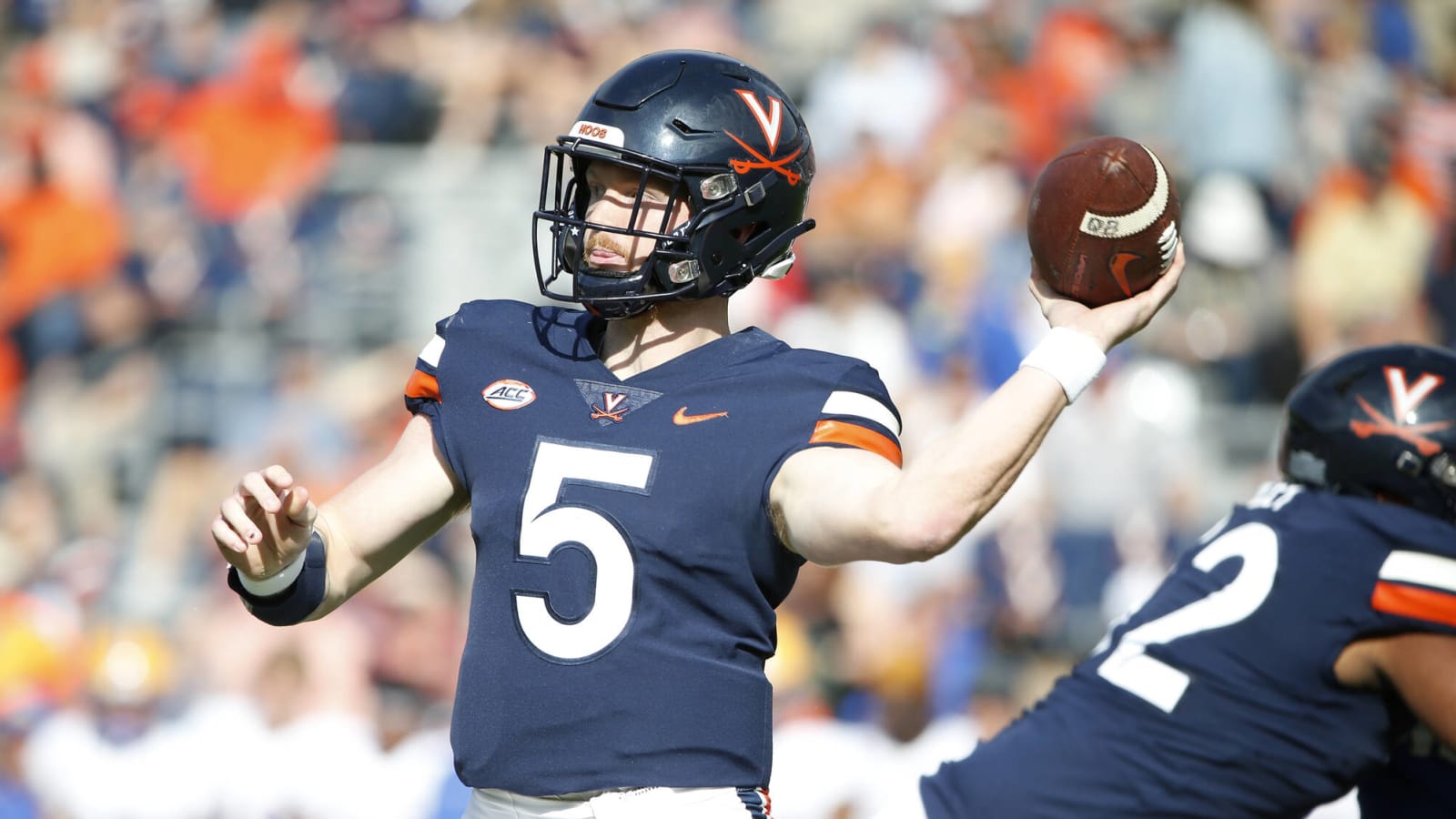 Virginia's Brennan Armstrong to enter the transfer portal