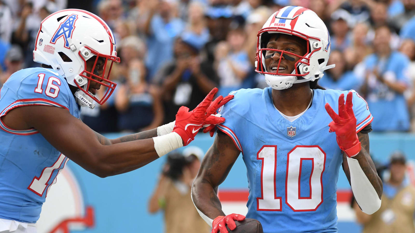 'TNF' best bets: Don't pass up this +490 receiving parlay